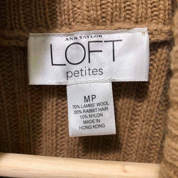 Ann Taylor Loft lambswool long cable knit Duster Vest Medium Cottagecore - Picture 5 of 7